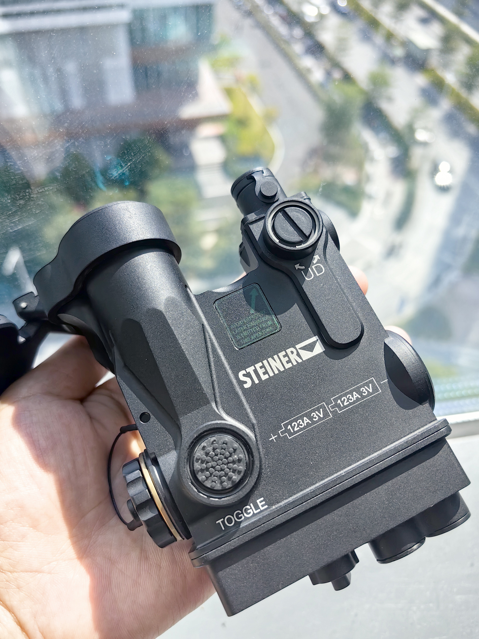 HK15-0146 This copy highlights the product's safety benefits, multifunctional features, material and waterproof performance, ease of installation and powerful output, while giving the price and purcha...