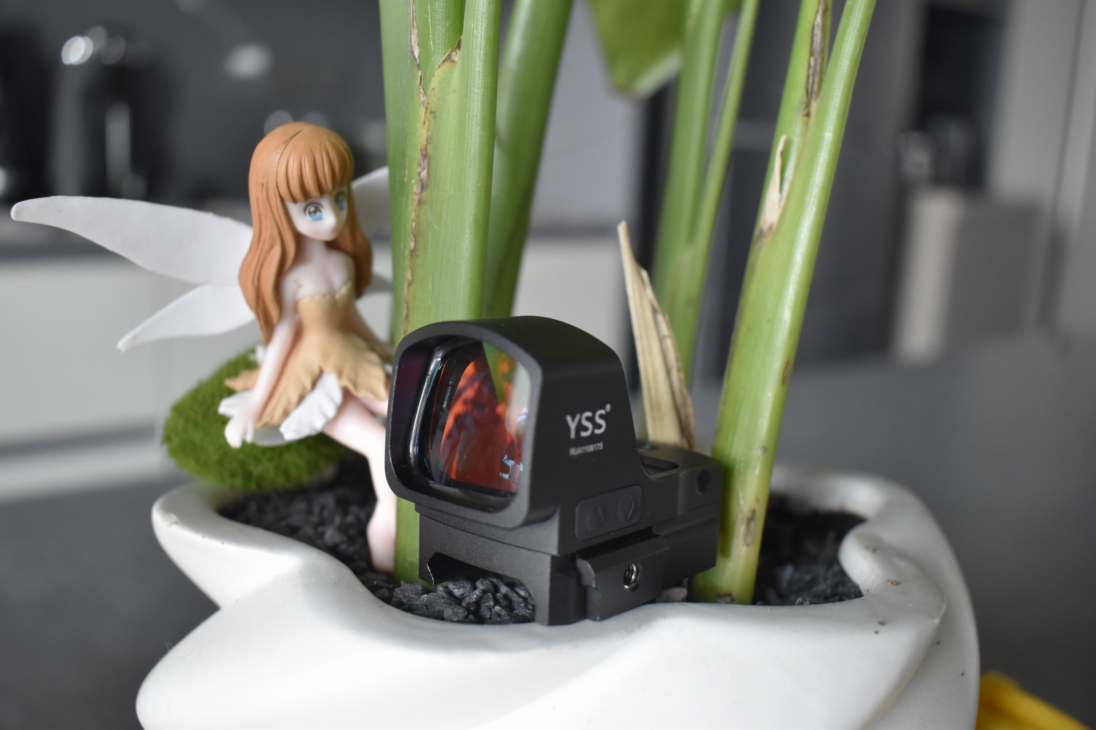 The promotional copy revolves around the performance highlights of YSS 3 MOA red dot scope, the opening paragraph points out the target audience, arousing interest; then detailed introduction of the m...