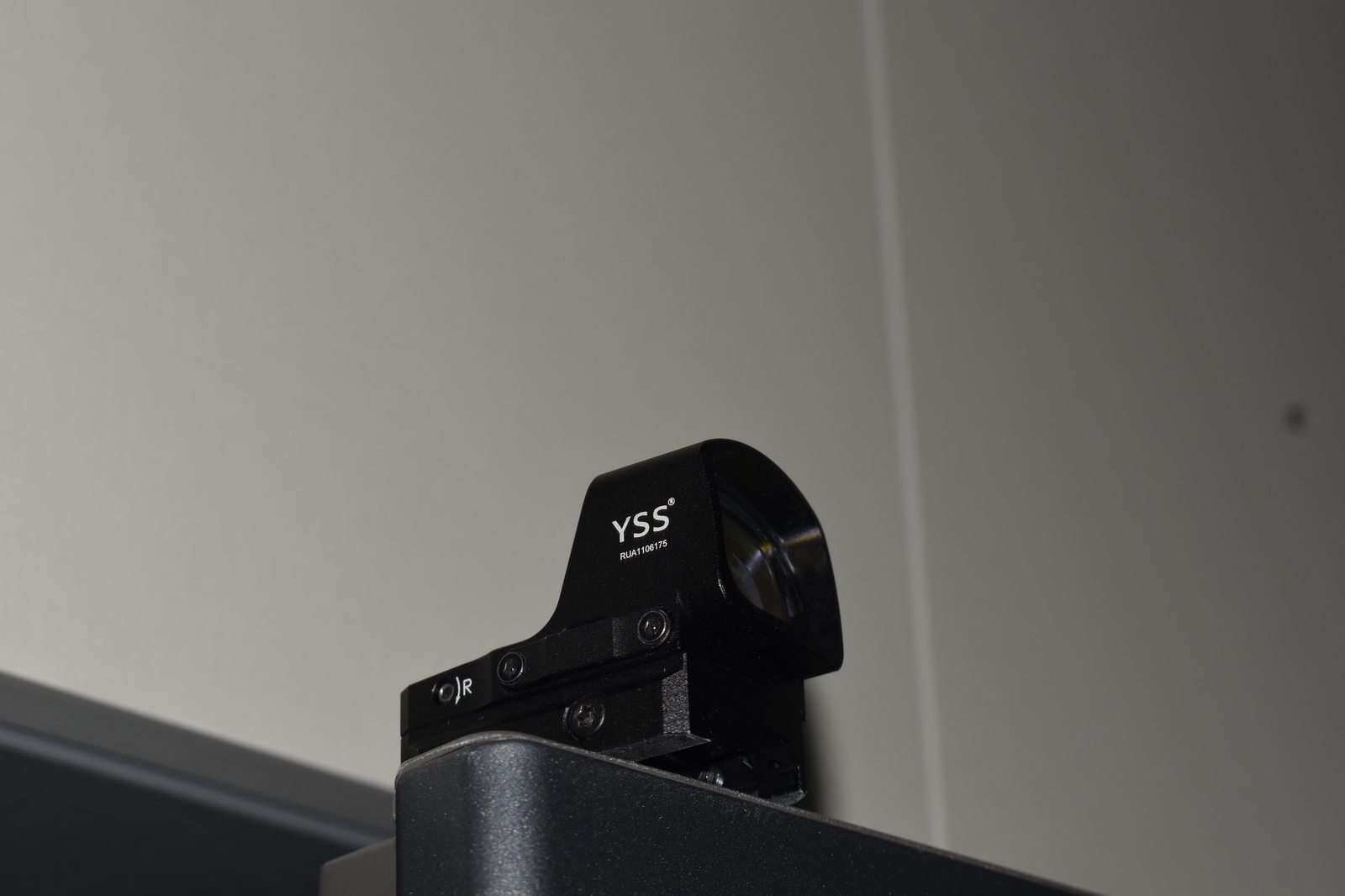 The opening of the copy is very attractive tone for shooting related three core audiences to introduce the product, around the scope's accuracy, durability, optical performance, multi-scene applicabil...