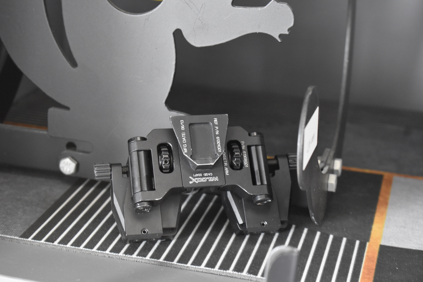 The PVS-14 Binocular Bridge is made of 6061-T6 aluminum and utilizes an L4G24 mount for easy mounting to tactical helmets. The PVS-14 Dual Vision Bridge is made of 6061-T6 aluminum and utilizes the L4...