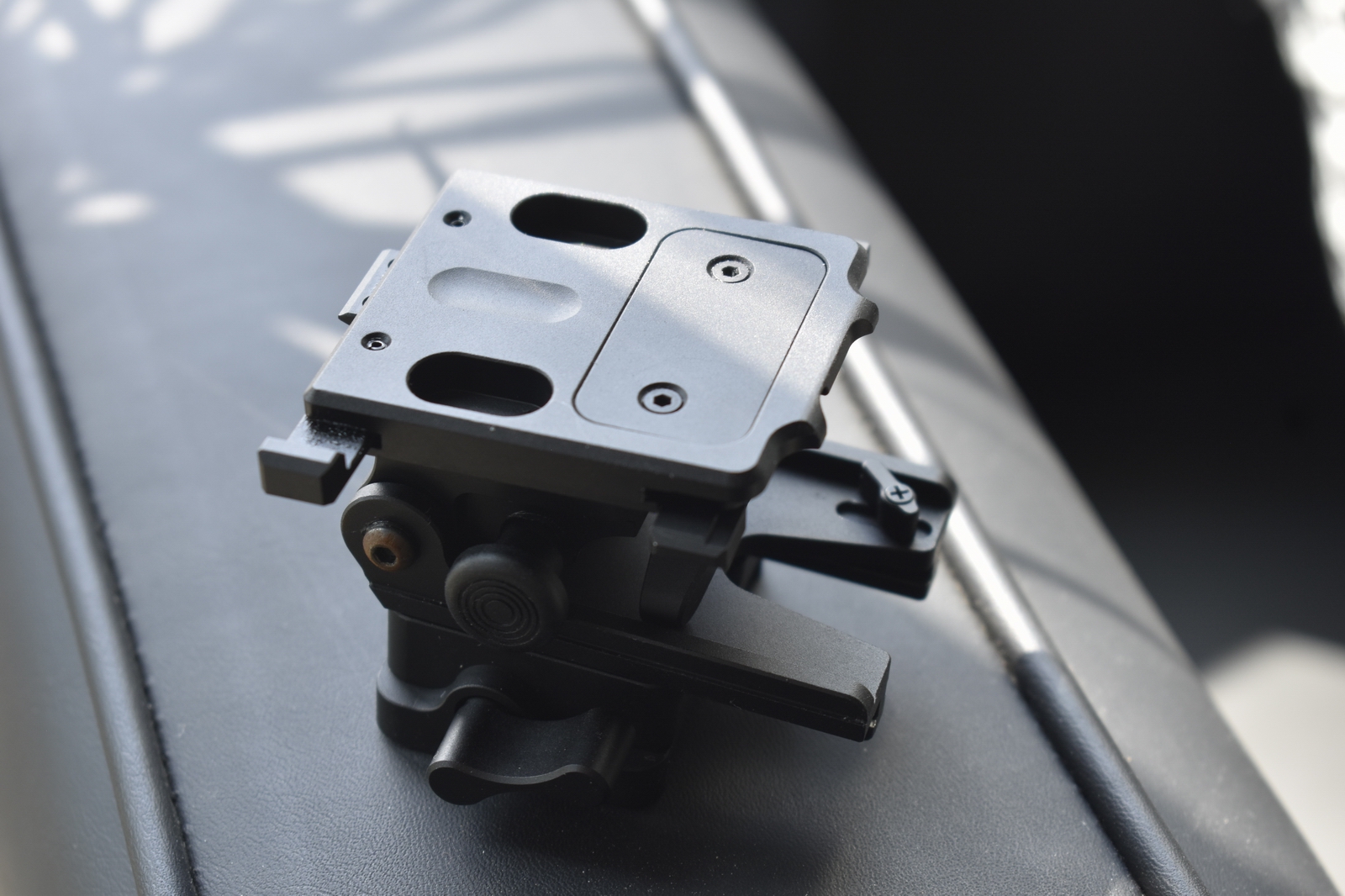 The Norotos LoSto Force-To-Overcome helmet mount is made of aircraft-grade aluminum alloy with an anodized finish. It is lightweight, compact, and has a wide range of adjustments that are compatible w...